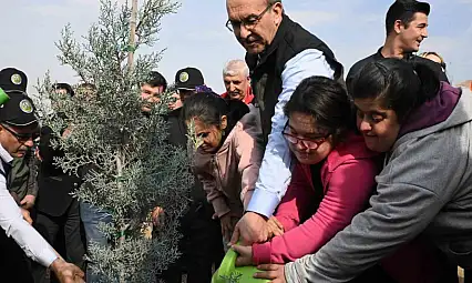 Malatya'da 733 bin fidan toprakla buluştu