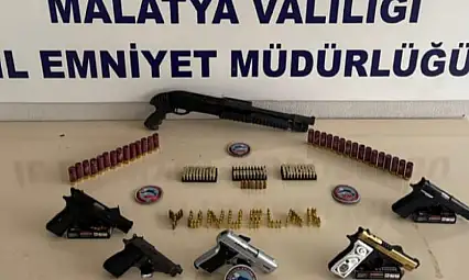 Malatya'da ruhsatsız silah operasyonu: 2 gözaltı