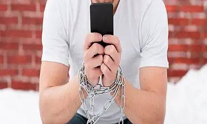 Telefonu Sık Kontrol Etmek Hafızayı Zayıflatıyor mu?