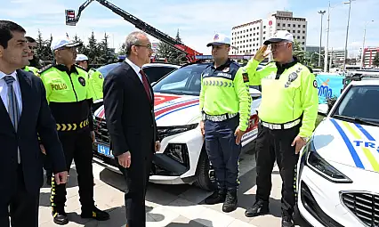 Vali Yavuz Trafik Kazaları  Doğal Afetler Kadar Tehlikeli!