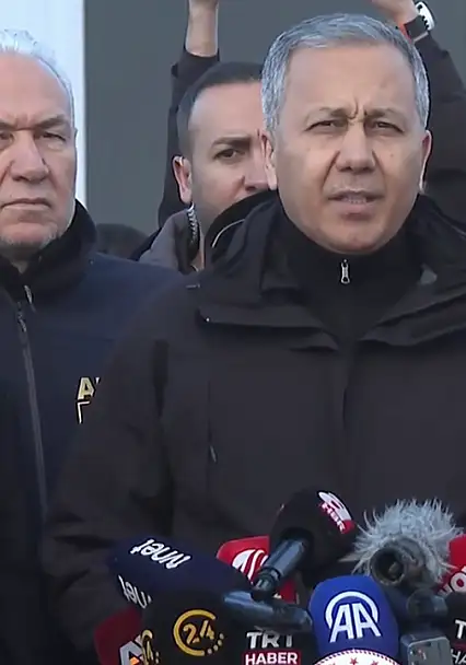 Bakan Yerlikaya: Kara kutu ve ses kayıt cihazı bulundu