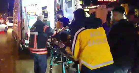 Malatya'da otomobil aydınlatma direğine çarptı: 1 ağır yaralı