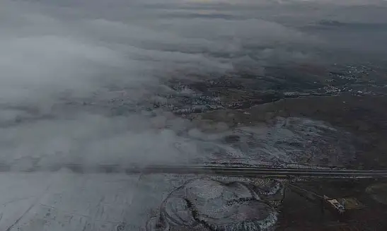 Aynı rakımda kar ve sis