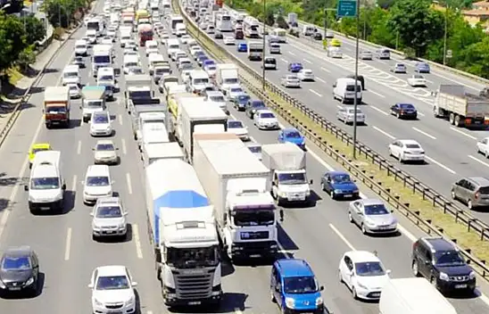 6 Günlük Yasak Başlıyor! Bu Araçlar Trafiğe Çıkamayacak