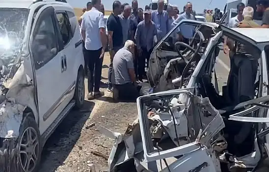 Adıyaman'da Korkunç Kaza 4 Kişi Hayatını Kaybetti