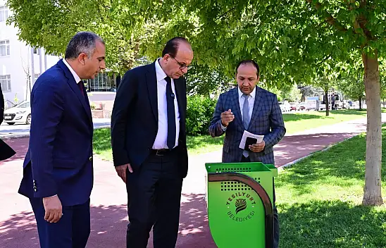 Başkan Geçit, Park Alanlarındaki Yenileme Hizmetlerini İnceledi