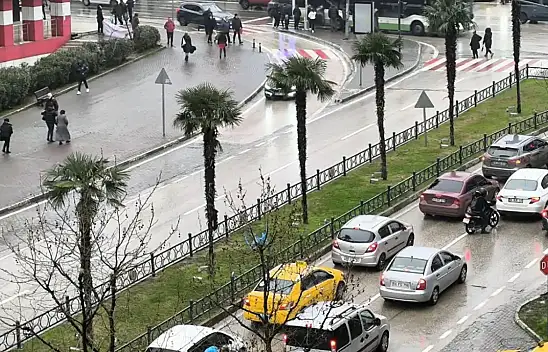 Bugün Hava Nasıl Olacak? İşte Bölge Bölge Yağış Beklenen Yerler