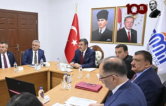 Cumhurbaşkanı Yardımcısı Cevdet Yılmaz, Malatya Valiliğini ziyaret etti