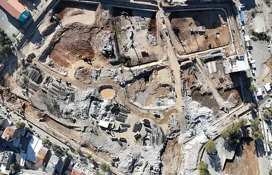 Deprem Sonrası 32 Bin Konut ve İş Yeri İnşaatı Sürüyor