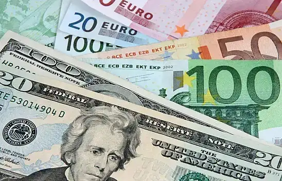 Dolar ve Euro'da Gece Yarısı Sürprizi! Yeni Haftaya Nasıl Başladılar?