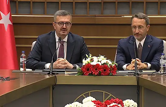 Fahrettin Altun Veda Etti  Görevi Burhanettin Duran Devraldı