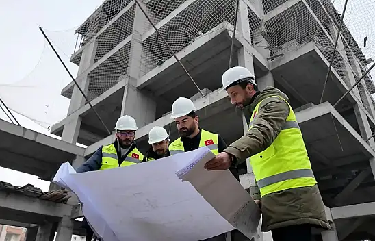 İnşaat Sektöründe Yıllık Artış Devam Ediyor  Aylık Düşüş Var