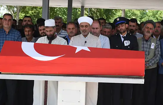 Kalp Krizi Sonucu Vefat Eden Polis Memuru Malatya'da Defnedildi
