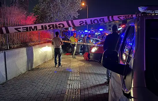 Kırmızı ışık ihlali faciaya dönüştü 1 ölü  7 yaralı!