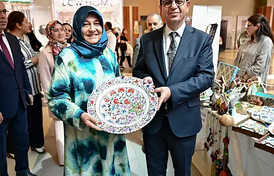 'Kurs Merkezleri-Yılsonu' Sergisinde Beğeniye Sunuldu