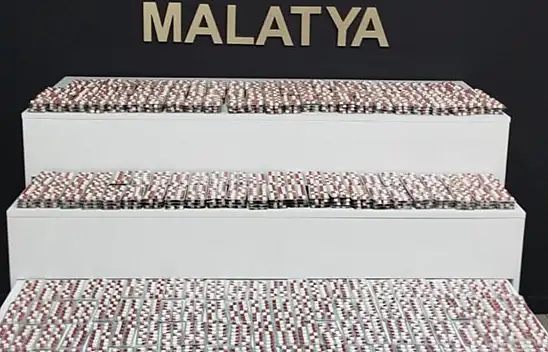 Malatya'da Kaçakçılara Ağır Darbe! 8 Bin 120 Hap Ele Geçirildi