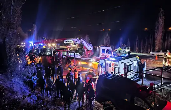Malatya'da Tır Faciası 1 Polis Şehit 1 Polis Yaralı