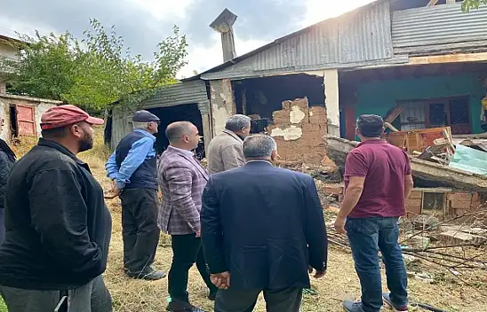 MHP'li Fendoğlu Kale'de Deprem Mağdurlarını Dinledi