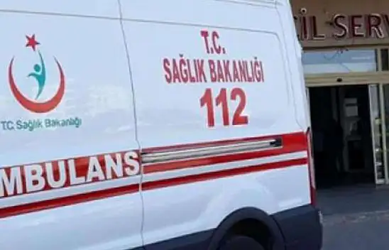 Motosiklet ve Otomobil Çarpıştı 2 Ölü