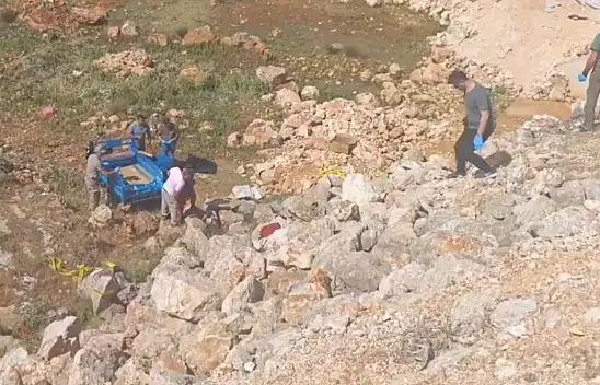 Patpat Şarampole Uçtu 1 Ölü  1 Yaralı