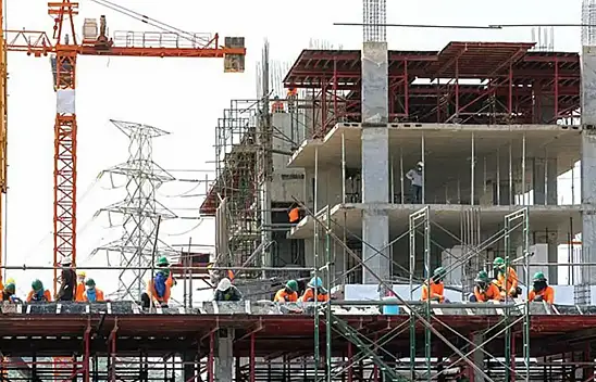 Sanayi ve İnşaat Sektörlerinde Ücretli Çalışan Dengesi Değişiyor