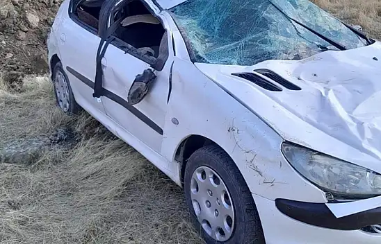 Şarampole Yuvarlanan Araçta Sürücü Yaralandı