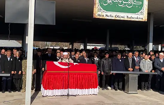 Şehit Piyade Sözleşmeli Er Emre Taşkın Malatya'da son yolculuğuna uğurlandı