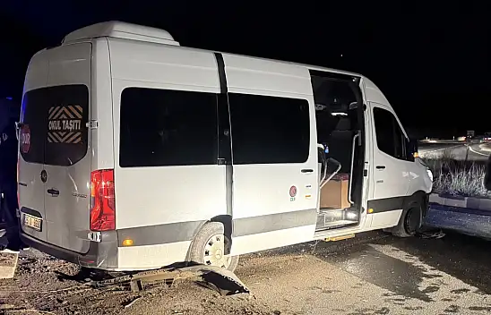 Servis Aracı Kazası! 6 Kişi Yaralandı