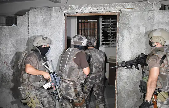 Siber Suçlulara Şafak Baskını 27 İlde Gözaltılar