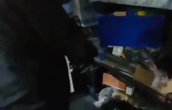 Silah Deposu Gibi Tamirhane!