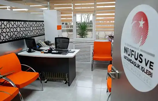 Sınav Sabahı Kimlik Stresi Yaşanmasın Diye… İşte Açık Olacak Müdürlükler!