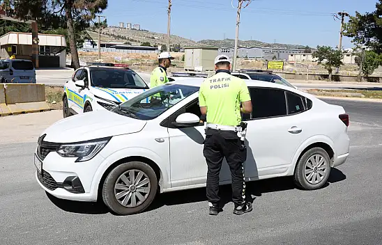Trafikte Kuralları Çiğneyen 66 Bin Sürücüye Ceza Kesildi