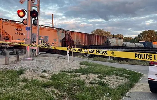 Tren Yayalara Çarptı 2 Ölü  1 Çocuk Kayıp!