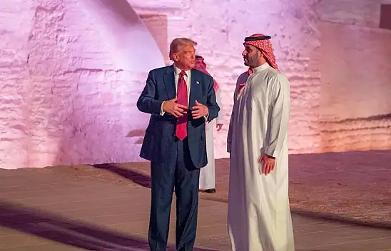 Trump'ın Suudi Arabistan Turu Stratejik Ortaklık mı Haraç mı?