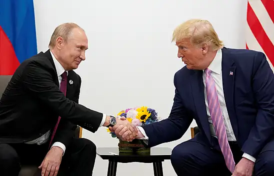 Trump ve Putin Telefonda Görüştü Barış İçin Umut Işığı mı?