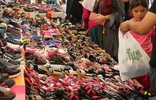 Tüketici Güveni Sert Düştü  Peki Hangi Sektörler Toparlandı?