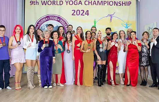 Türk Sporcular 9. Dünya Yoga Şampiyonası'nda  Tarih Yazdı!