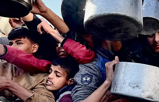 UNRWA Gazze'de faaliyetlerine devam edecek