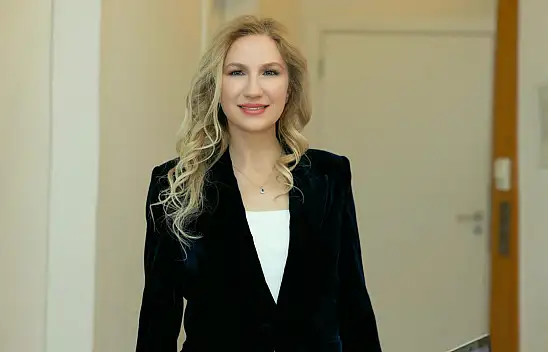 Yaz Ayında Göz Alerjileri Neden Olur? Nelere Dikkat Edilmeli?