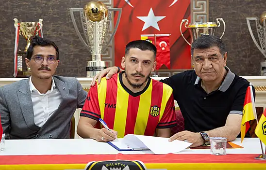 Yeni Malatyaspor  İki Futbolcusuyla Yolları Birleştirdi