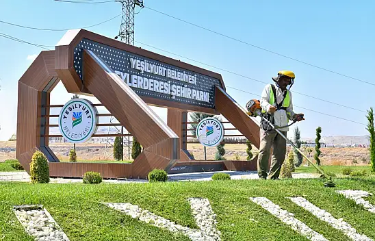 Yeşilyurt'ta Parklara Estetik Dokunuş