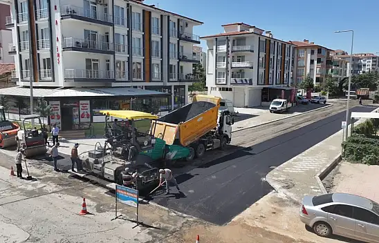 Yeşilyurt'ta Yollar Baştan Aşağı Yenileniyor! İlçede Büyük Dönüşüm