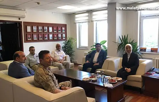 AK Partili Çalık: '20 yıldır önemli yatırım ve kazanımları milletimizle buluşturduk'