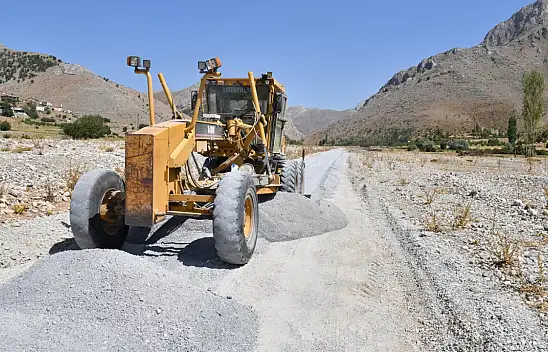 Başkan Geçit, ''57 Km. Yol Yatırımıyla Kırsalın Çehresi Değişiyor''