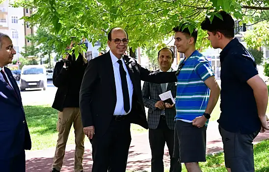 Başkan Geçit, Park Alanlarındaki Yenileme Hizmetlerini İnceledi