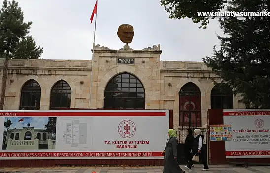 Depremlerde hasar gören tescilli kültür varlıklarının restorasyonu sürüyor