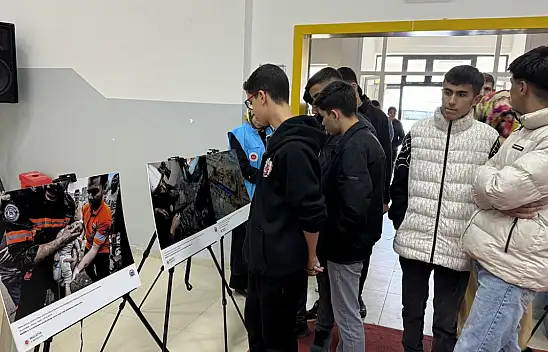 Malatya'da İnsanlığın Gözyaşı Filistin fotoğraf sergisi açıldı