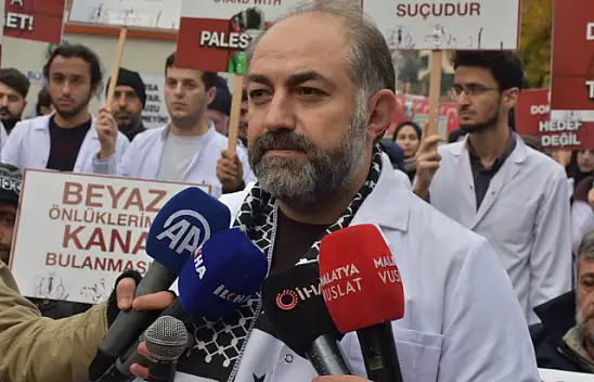 Malatya'da Sağlık Çalışanları İsrail'in Gazze'deki Saldırılarını Protesto Etti
