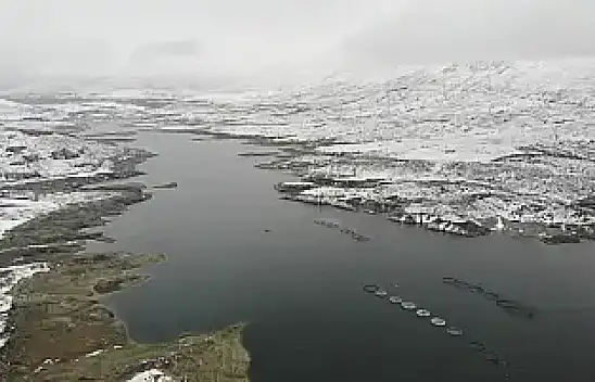 Sürgü Barajı'nın Kış Güzelliği Havadan Görüntülendi