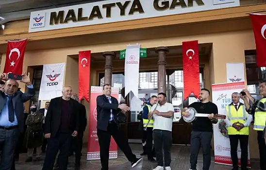 Turistik Diyarbakır Ekspresi Malatya'da mola verdi